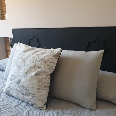 Apartamentos Turia Teruel Kültér fotó